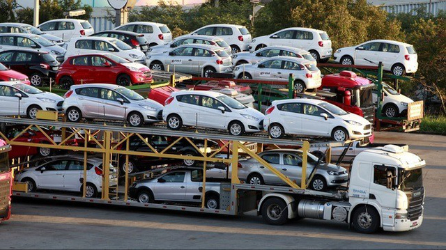 Xe nhập giảm hơn 70 triệu đồng/chiếc: Cuối năm nay giá xe sẽ giảm? ảnh 1